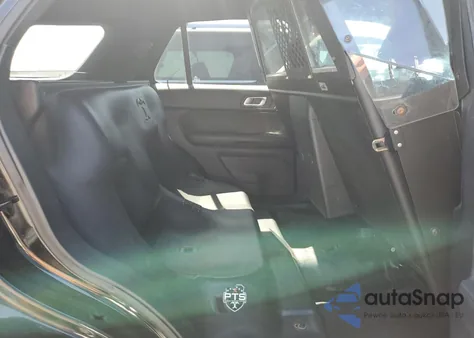 2018 Ford Explorer Police Interceptor z USA, uszkodzony, nr VIN 1FM5K8AR8JGC43622